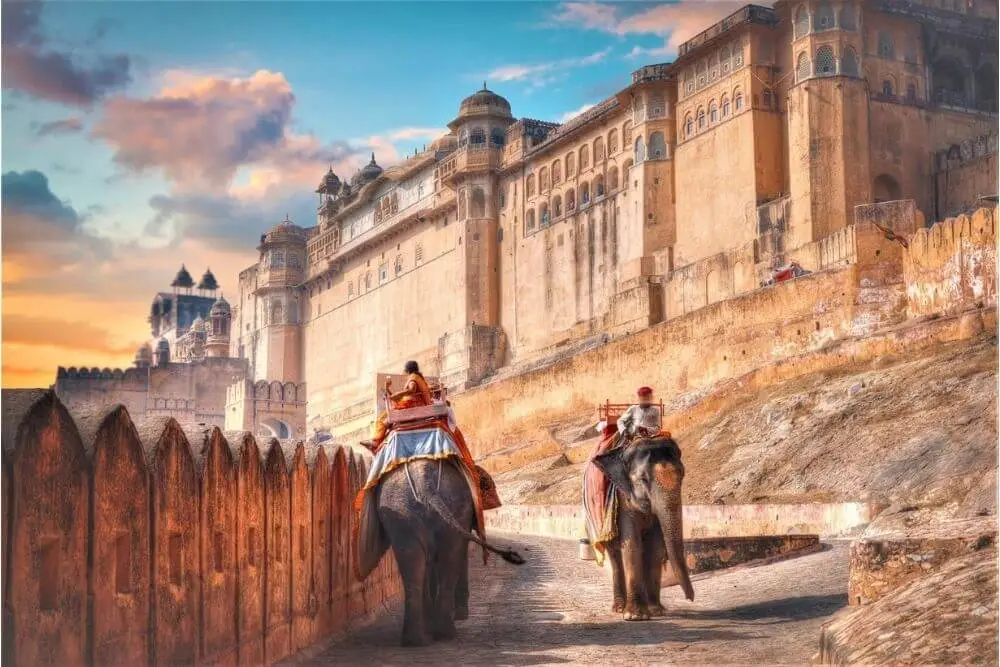 What to Do in Bikaner: Discover Royal Architecture, Unique Temples, and Desert Safaris