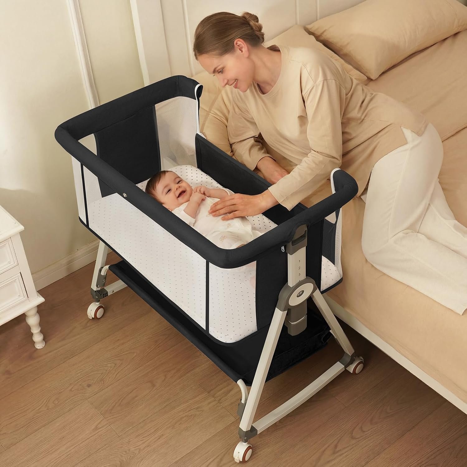 3 in 1 Baby Bassinets Bedside Sleeper, Easy to Assemble & Portable Bedside Crib for Newborns with Storage Basket, Lockable Wheels & Breathable Mattress, 6-Position Height Adjustment